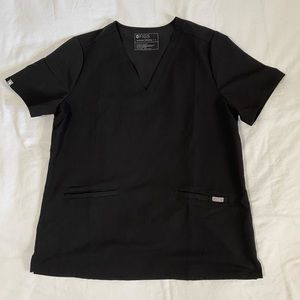 FIGS Casma Three-Pocket Scrub Top